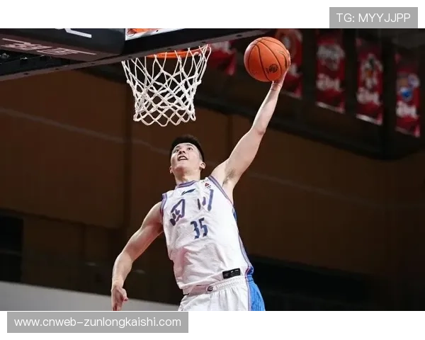 香港金牛对阵上海久事，NBL与CBA直接对话