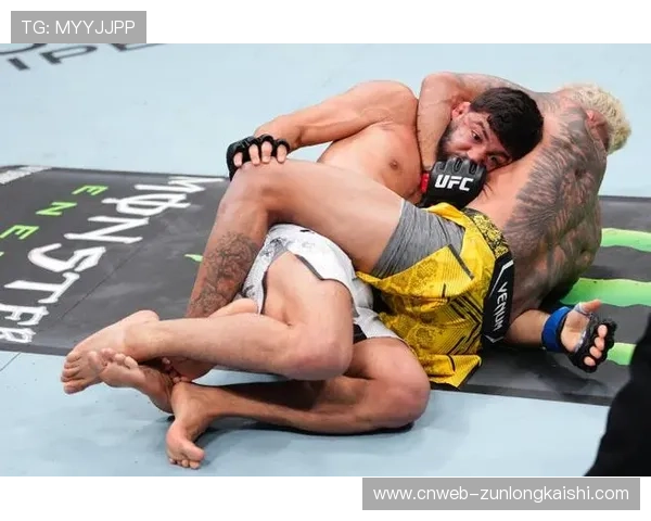 雅各布·维克拉茨第三回合断头台降服穆因·加富罗夫获最佳表现花红